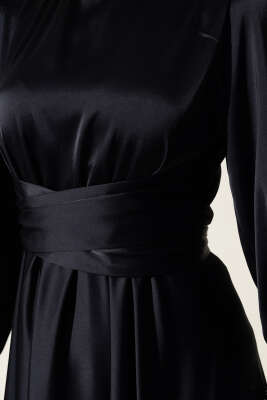 Bel Bağlamalı Kol Pileli Elbise Siyah - Tesettür Elbise