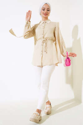 Bel Bağlamalı Omuz Pelerinli Gömlek Bej - Gömlek