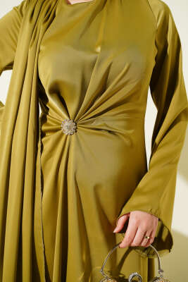 Bel Büzgü Detaylı Saten Abiye Elbise Yağ Yeşili - Elbise