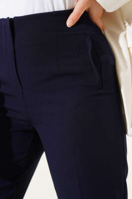 Bel Çımalı Dar Paça Kumaş Pantolon Lacivert - 300-500 TL Ürünler