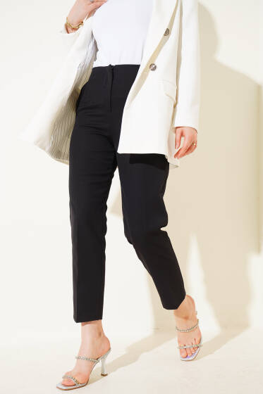 Bel Çımalı Dar Paça Kumaş Pantolon Siyah - Pantolon