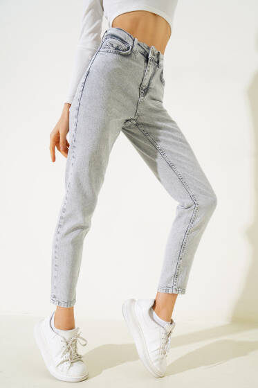 Bel Düğmeli Mom Friend Kot Pantolon Kar Açık - Yeni Giyim