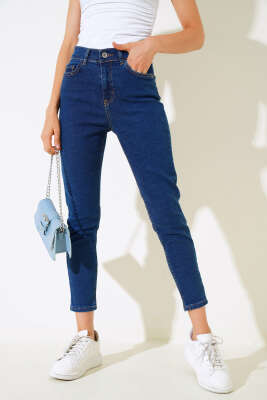 Bel Düğmeli Mom Friend Kot Pantolon Lacivert - Kadın Giyim Modelleri