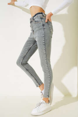 Bel Düğmeli Mom Friend Kot Pantolon Yeşil Tint - Kadın Giyim Modelleri