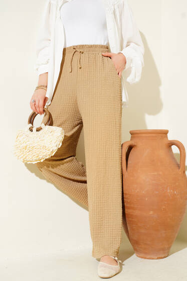 Bel İpli Kabartmalı Pantolon Camel - Yılın Fırsatı 
