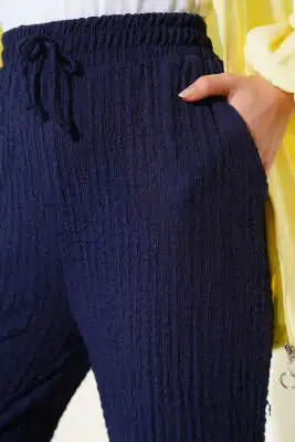 Bel İpli Kabartmalı Pantolon Lacivert - Pantolon