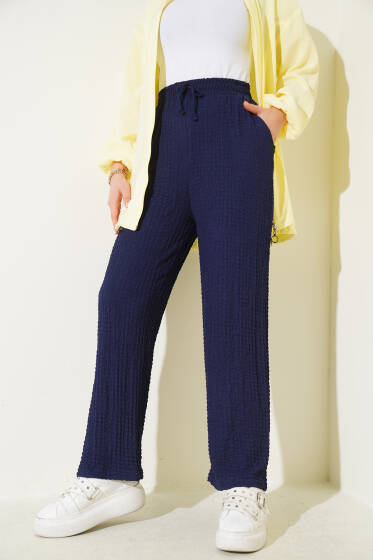 Bel İpli Kabartmalı Pantolon Lacivert - Yılın Fırsatı 