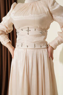 Bel Korse Detaylı Taşlı Abiye Elbise Bej - Elbise