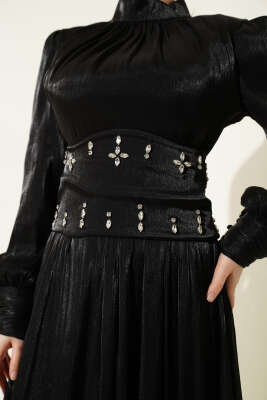 Bel Korse Detaylı Taşlı Abiye Elbise Siyah - Elbise