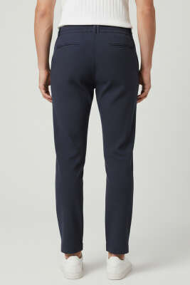 Bel Lastik Detaylı Dar Paça Erkek Pantolon Lacivert - Erkek Pantolon