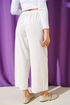 Bel Lastik Detaylı İçlik Beyaz - Kadın İçlik