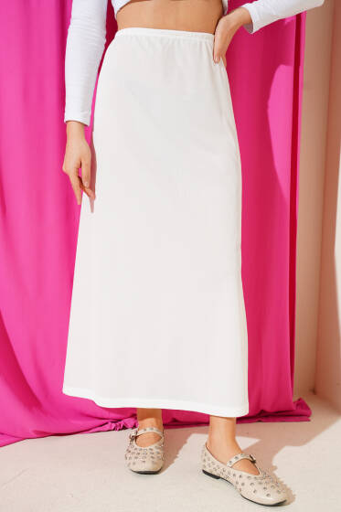 Bel Lastik Detaylı Jipon Beyaz - Uzun Etek