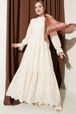 Bel Lastikli Brodeli Elbise Bej - AFRA