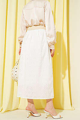 Bel Lastikli Çiçekli Brode Etek Ekru - Etek
