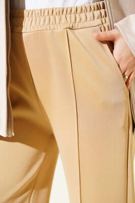 Bel Lastikli Çımalı Scuba Pantolon Camel - Pantolon