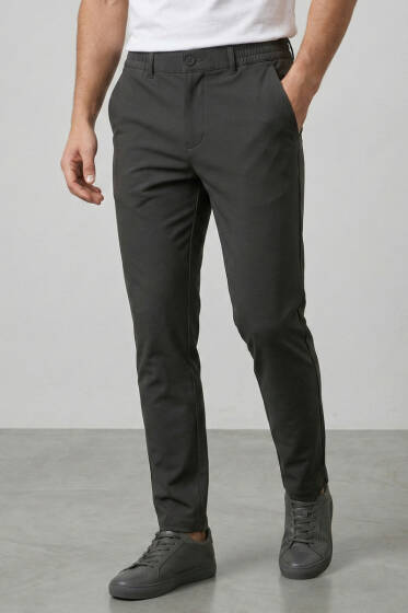 Bel Lastikli Dar Paça Erkek Pantolon Siyah - Erkek Pantolon