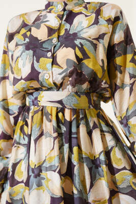 Bel Lastikli Düğmeli Çiçek Desen Elbise Yağ Yeşili - Tesettür Elbise