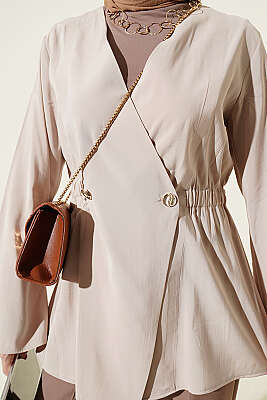 Bel Lastikli Düğmeli Tensel Ceket Bej - Ceket