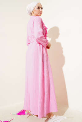 Bel Lastikli Fırfırlı Düğmeli Elbise Pembe - Tesettür Elbise