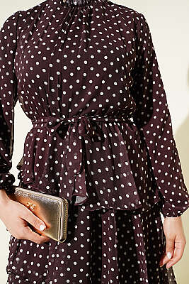 Bel Lastikli Fırfırlı Puantiyeli Şifon Elbise Kahve - Elbise
