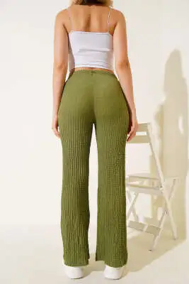 Bel Lastikli Geniş Paça Gofre Pantolon Yeşil - Kadın Giyim Modelleri