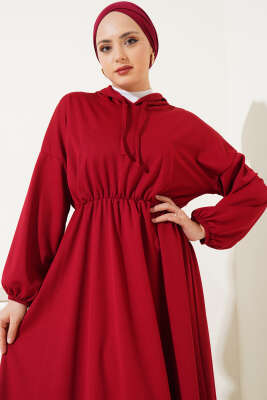 Bel Lastikli Kapüşonlu Elbise Bordo - Tesettür Elbise