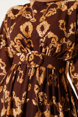 Bel Lastikli Kemerli Bürümcük Elbise Kahve - Tesettür Elbise