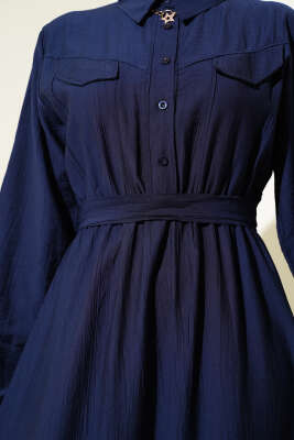 Bel Lastikli Kuşaklı Cep Kapaklı Elbise Lacivert - Tesettür Elbise