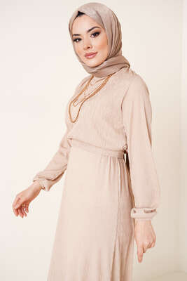 Bel Lastikli Kuşaklı Piliseli Elbise Bej - Tesettür Elbise