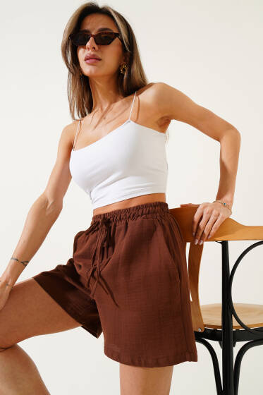 Bel Lastikli Müslin Şort Kahve - Kadın Giyim Modelleri