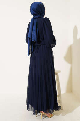 Bel Lastikli Pileli Şifon Elbise Lacivert - Tesettür Elbise
