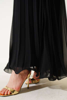 Bel Lastikli Pileli Şifon Elbise Siyah - Tesettür Elbise