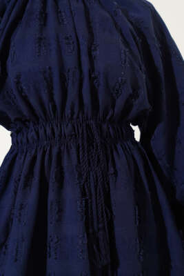 Bel Lastikli Püskül Detaylı Elbise Lacivert - Tesettür Elbise