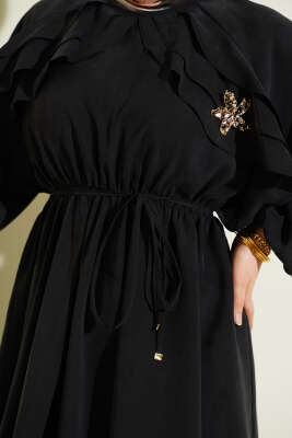 Bel Lastikli Yaka Fırfırlı Elbise Siyah - Elbise