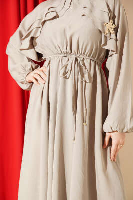 Bel Lastikli Yaka Fırfırlı Elbise Taş - Elbise