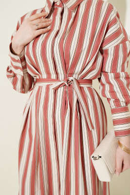 Bel Pensli DÜğmeli Dik Çizgili Elbise Kiremit - Elbise