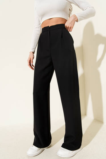 Bel Pensli Geniş Paça Pantolon Siyah - Kadın Giyim Modelleri