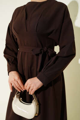 Bel Pensli Kuşaklı Dabıl Elbise Kahve - Elbise