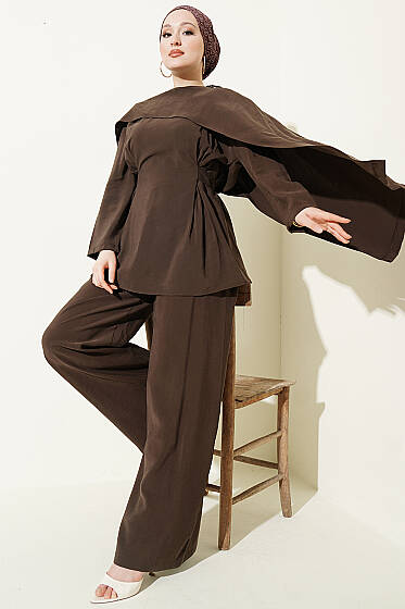 Bel Pensli Kuşaklı Omuz Pelerinli Takım Kahve - İkili Takım