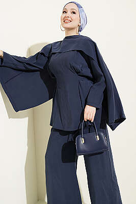 Bel Pensli Kuşaklı Omuz Pelerinli Takım Lacivert - İkili Takım