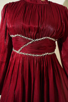 Bel Şerit Taşlı Büzgülü Abiye Elbise Bordo - Elbise