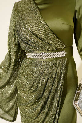 Bel Taşlı Pul Payet Detaylı Abiye Elbise Haki - Elbise