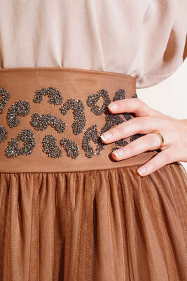 Bel Taşlı Tül Etek Taba - Etek