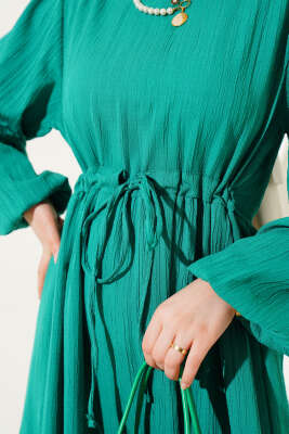 Bel Tünelli Ağaç Kabuğu Kat Elbise Yeşil - Tesettür Elbise