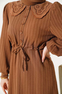 Bel Tünelli Bebe Yaka Elbise Kahve - Tesettür Elbise