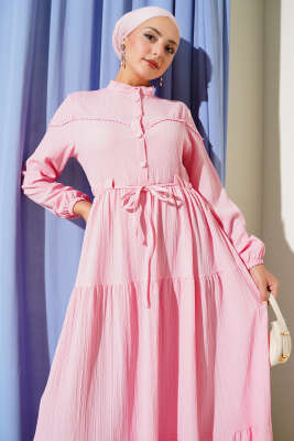 Bel Tünelli Düğmeli Ağaç Kabuğu Elbise Pembe - 700-1000 TL Ürünler