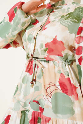 Bel Tünelli Düğmeli Desenli Elbise Çağla Yeşili - Tesettür Elbise