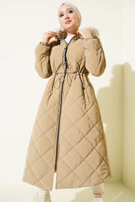 Bel Tünelli Fermuarlı Kapüşonlu Kapitone Mont Camel - Günün Seçilenleri