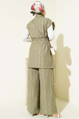 Bel Tünelli Kabartma Desen Yelekli Takım Çağla Yeşili - İkili Takım