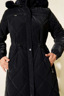 Bel Tünelli Kapüşonlu Kapitone Mont Lacivert - Mont